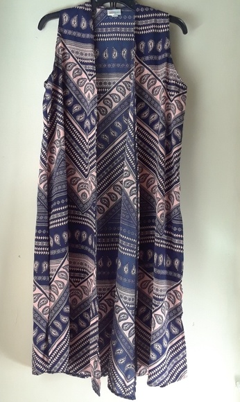 LuLaRoe Sweaters - LulaRoe open cardigan LuLaRoe Sweaters - LulaRoe open cardigan